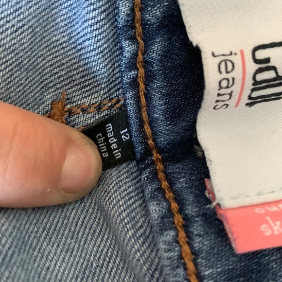 New cabi jeans - Picture 4 of 5